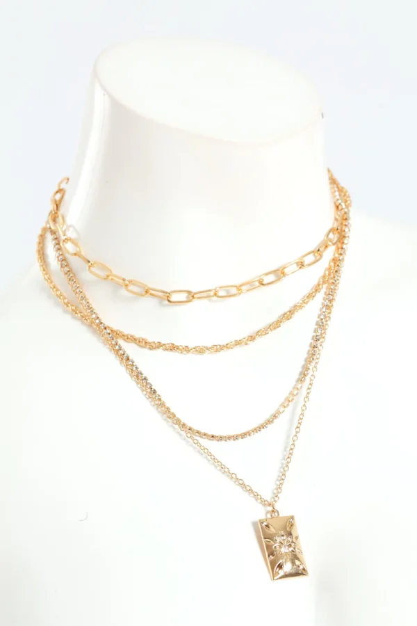 Colar Femenino "4 Layer Multi Chain & Diamante Rectangle Pendant - Gold"