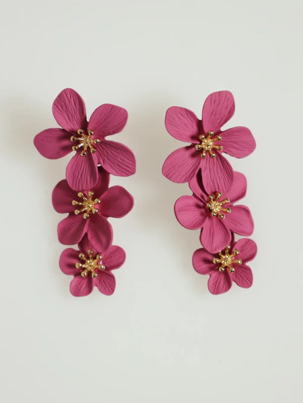 Brincos Femininos "Triple Matte Epoxy Flower Earrings - Cerise"